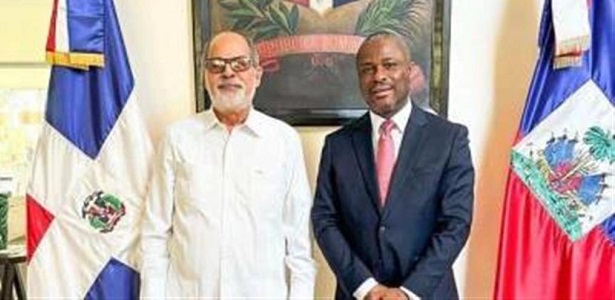 Haití da el primer paso para dialogar con República Dominicana